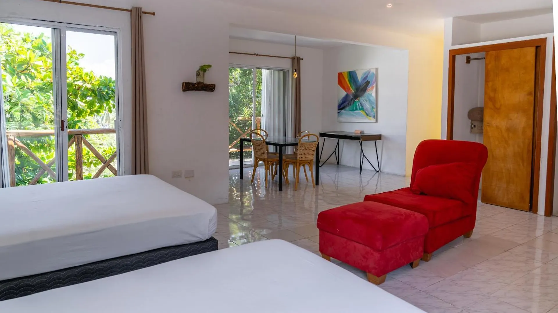 ** Hotel Rustik-Inn Rooms Playa del Carmen Mexico