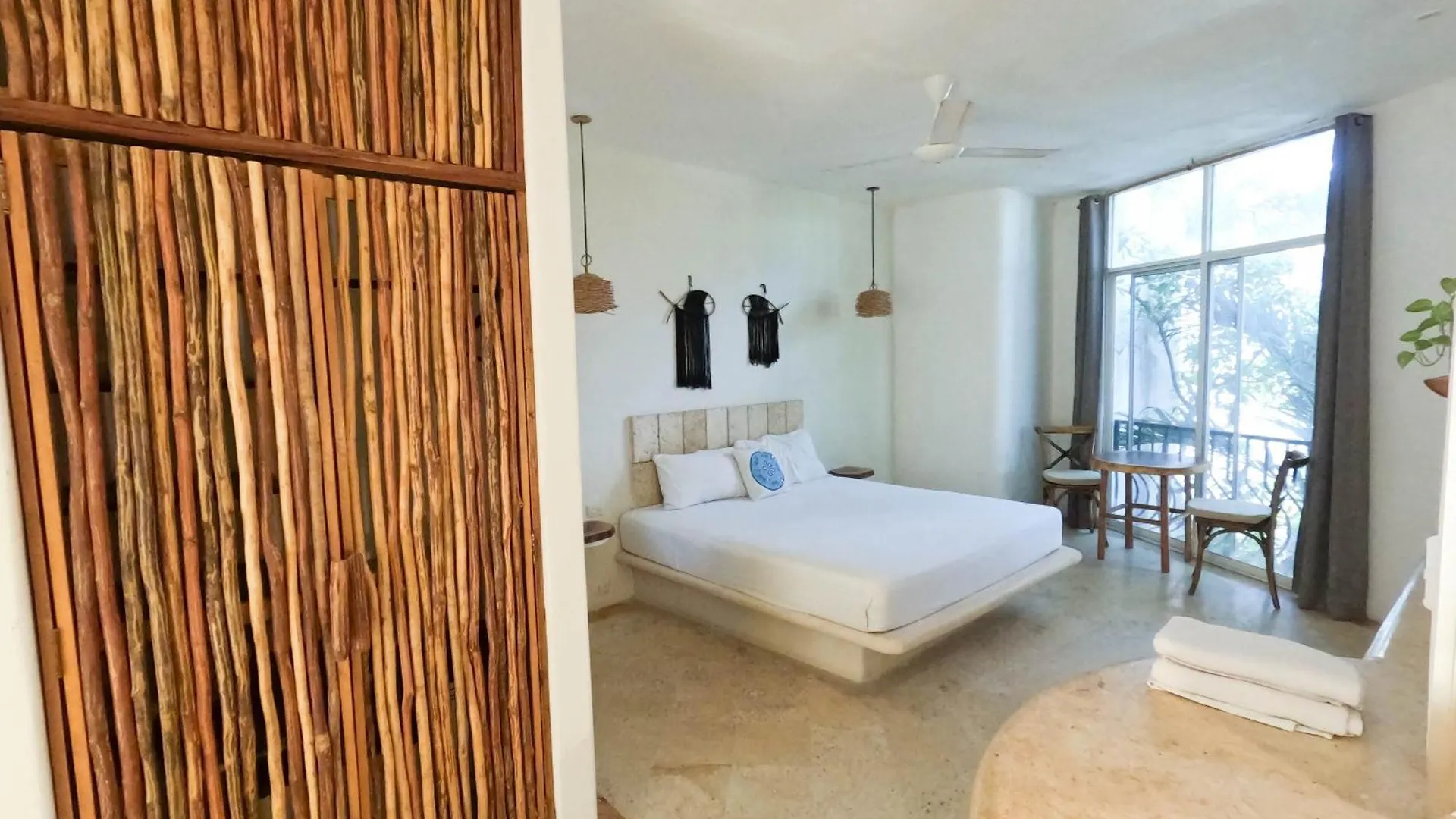 Rustik-Inn Rooms Playa del Carmen 2*,