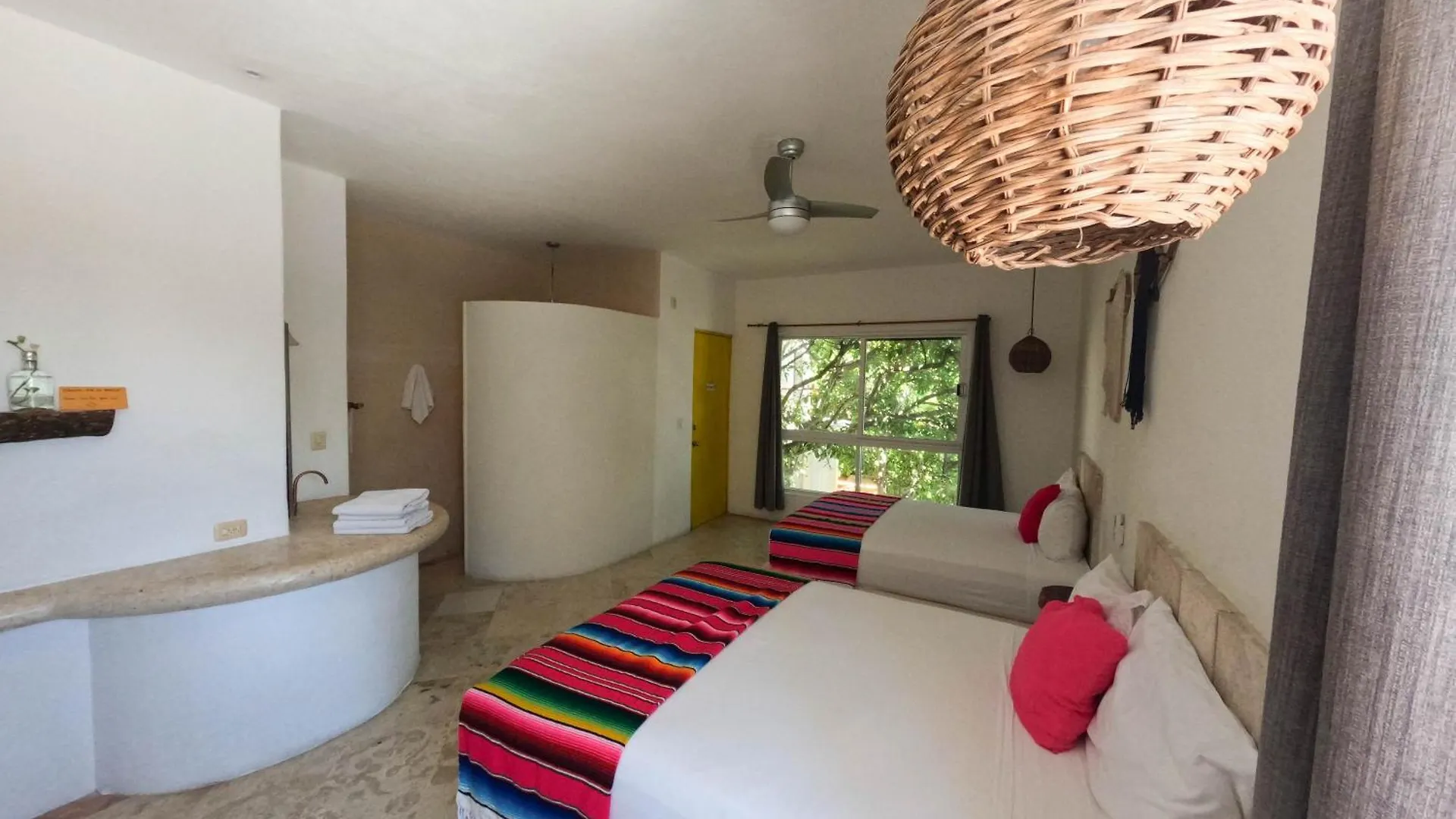Rustik-Inn Rooms Playa del Carmen Mexico